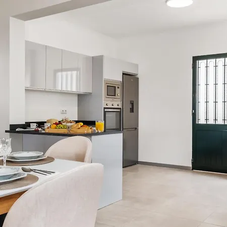 Vakantiehuis Glimpse Of The By Homie *