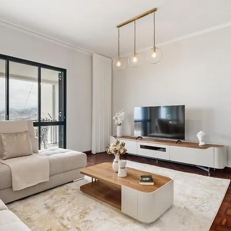 Glimpse Of The By Homie