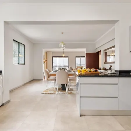 Glimpse Of The By Homie