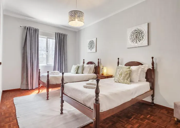 Glimpse Of The By Homie * Funchal (Madeira)